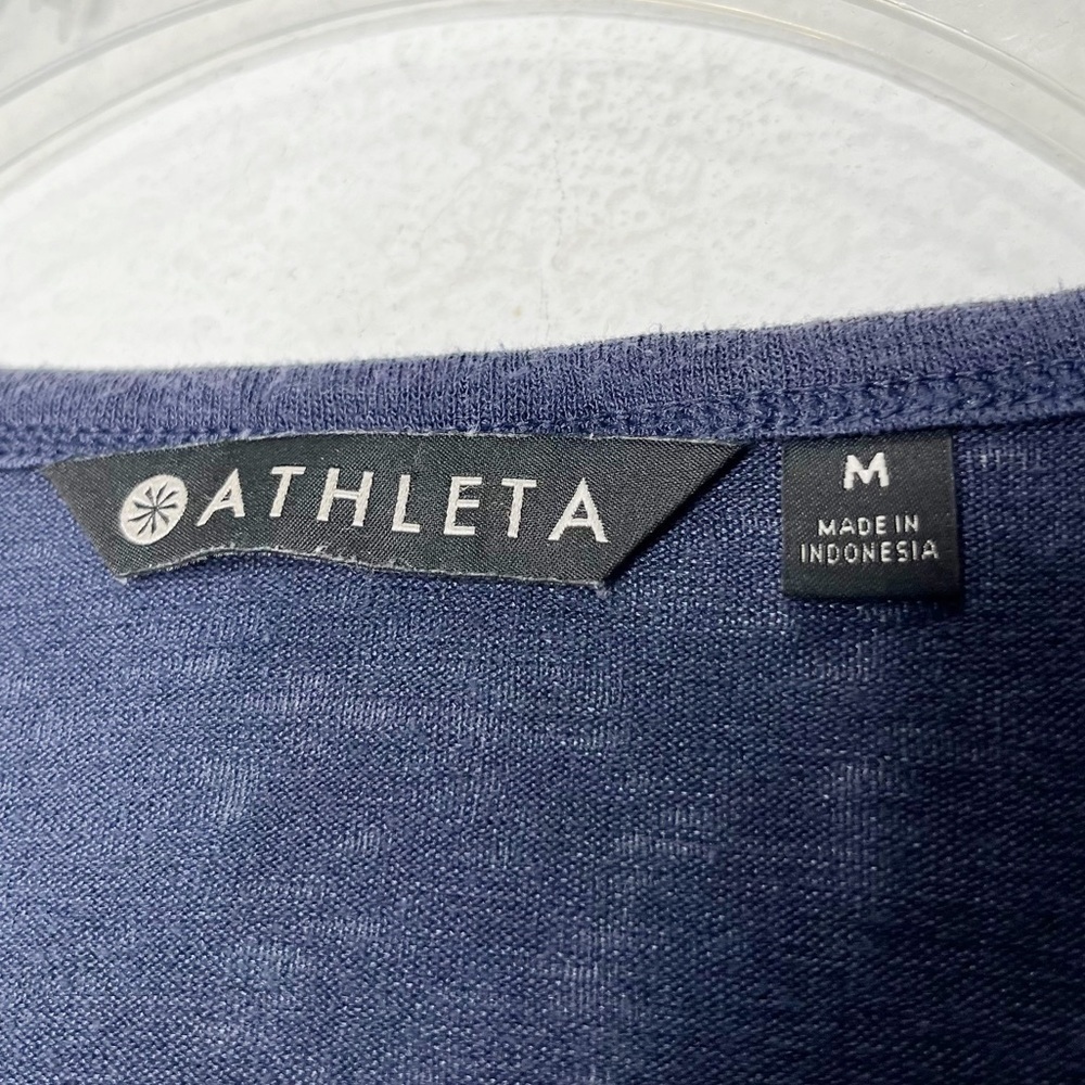 Athleta Breezy Open Back Long Sleeve Top in Navy - Picture 8 of 9